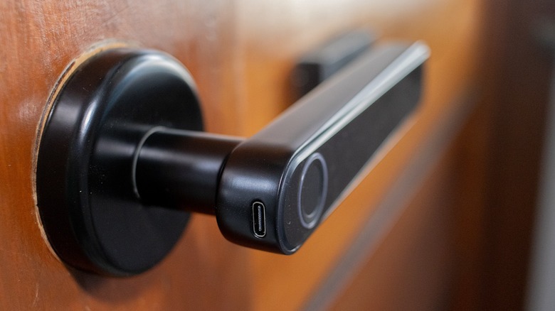 Ironzon F190 Smart Door Lock