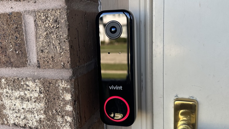 Doorbell with red ring light