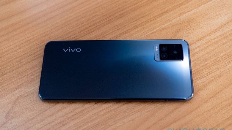 REVIEW: Vivo V20 - News