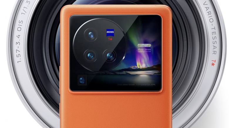 Rear panel of the Vivo X80 Pro