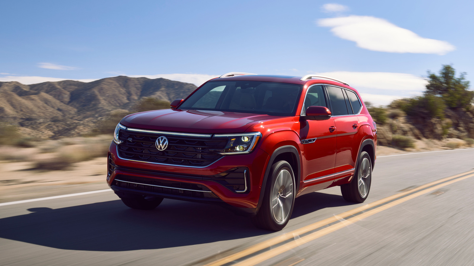 Volkswagen Atlas Vs. Toyota Highlander: Which Is Bigger? (And Other Differences, Explained)