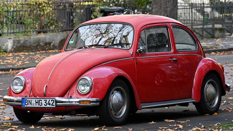 red classic VW beetle