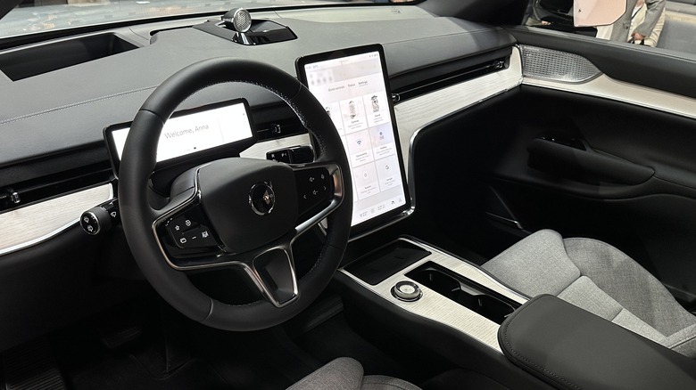 Volvo EX90