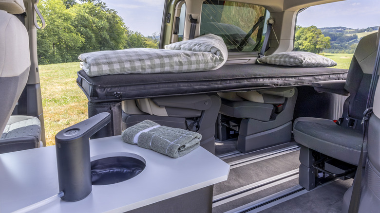 Kitchen and bed units inflated and fitted into the California Beach concept