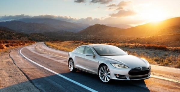 tesla_model_s-820x420