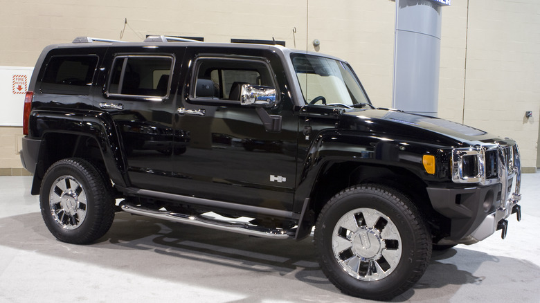Hummer H3 truck