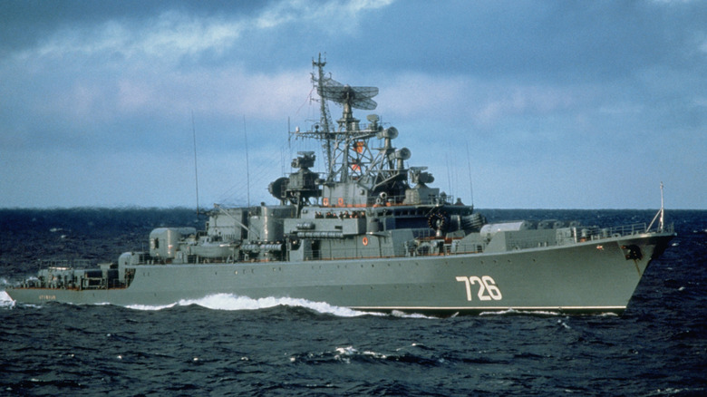 A Soviet guided-missile frigate sailing.