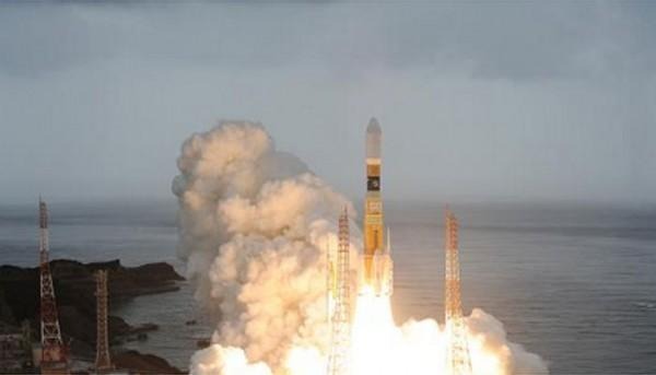 Watch Japan launch a rocket with supplies for the International Space Station
