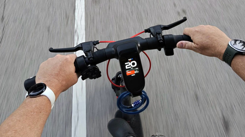 Segway Max G3 Plus display