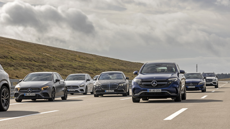 Mercedes DRIVE PILOT on highway