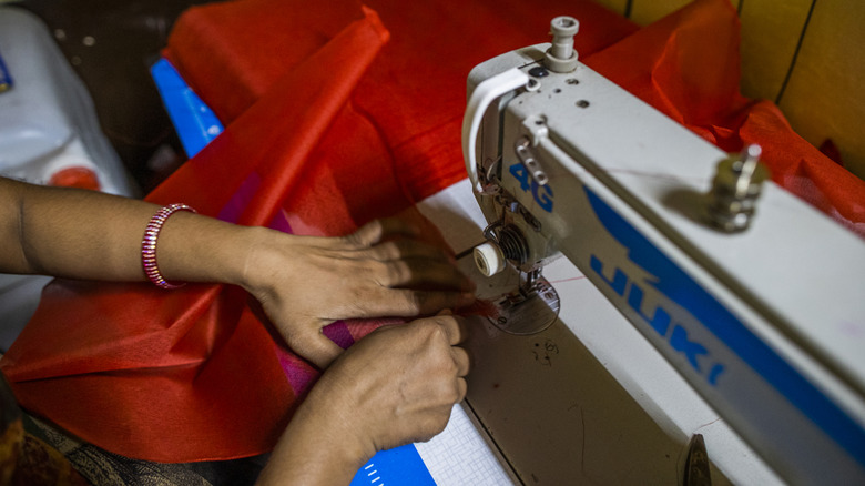 sewing machine