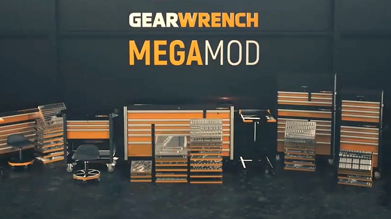 Display of GearWrench Megamod packages
