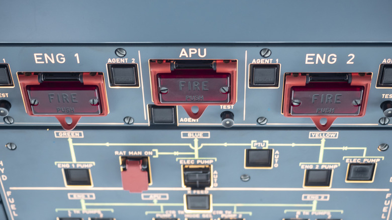 Instrument panel in an airplane with APU