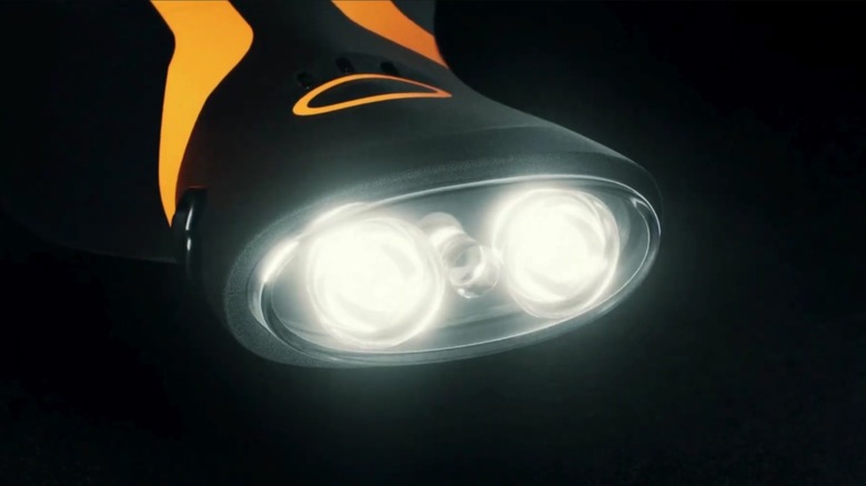Close-up of an illuminated Illumibite Pro.