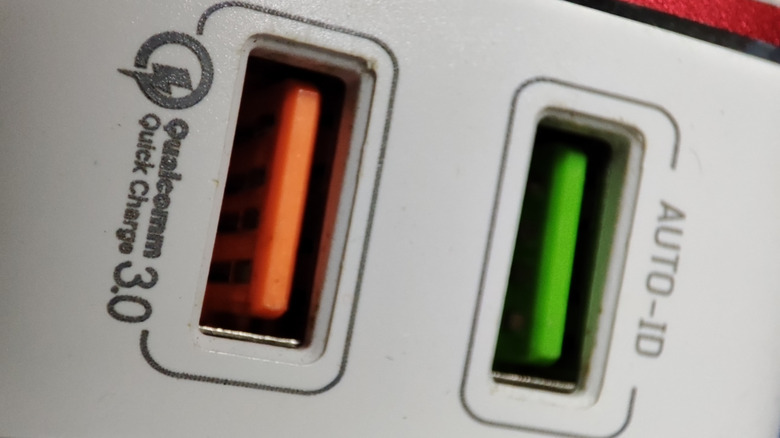 Green and red USB ports