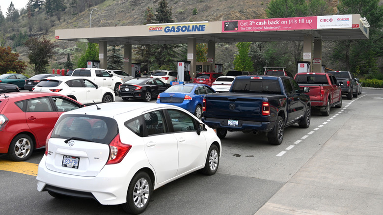 Cars stay on the line to Costco gas station