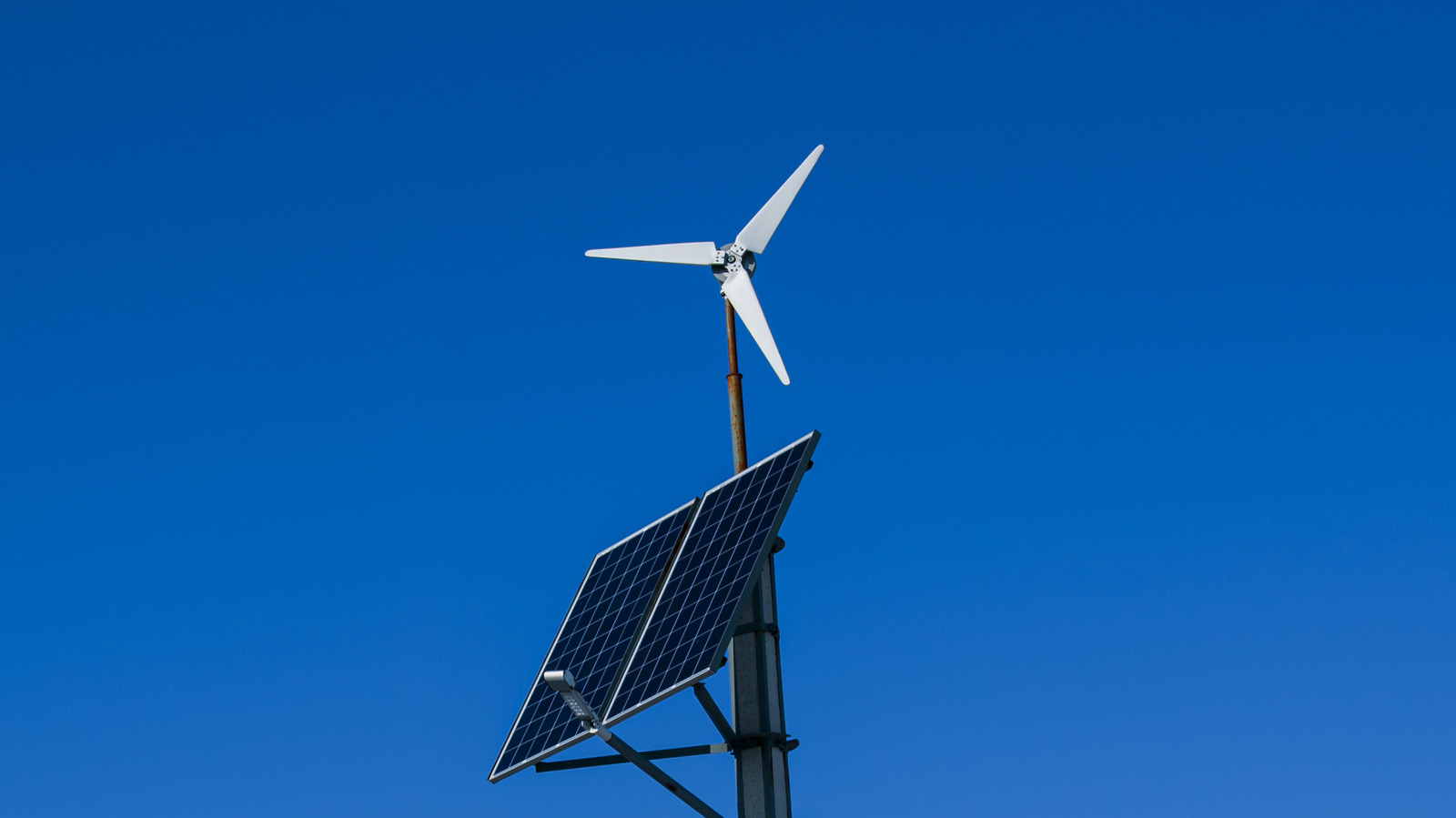 What Can A 500 Watt Wind Turbine Run?