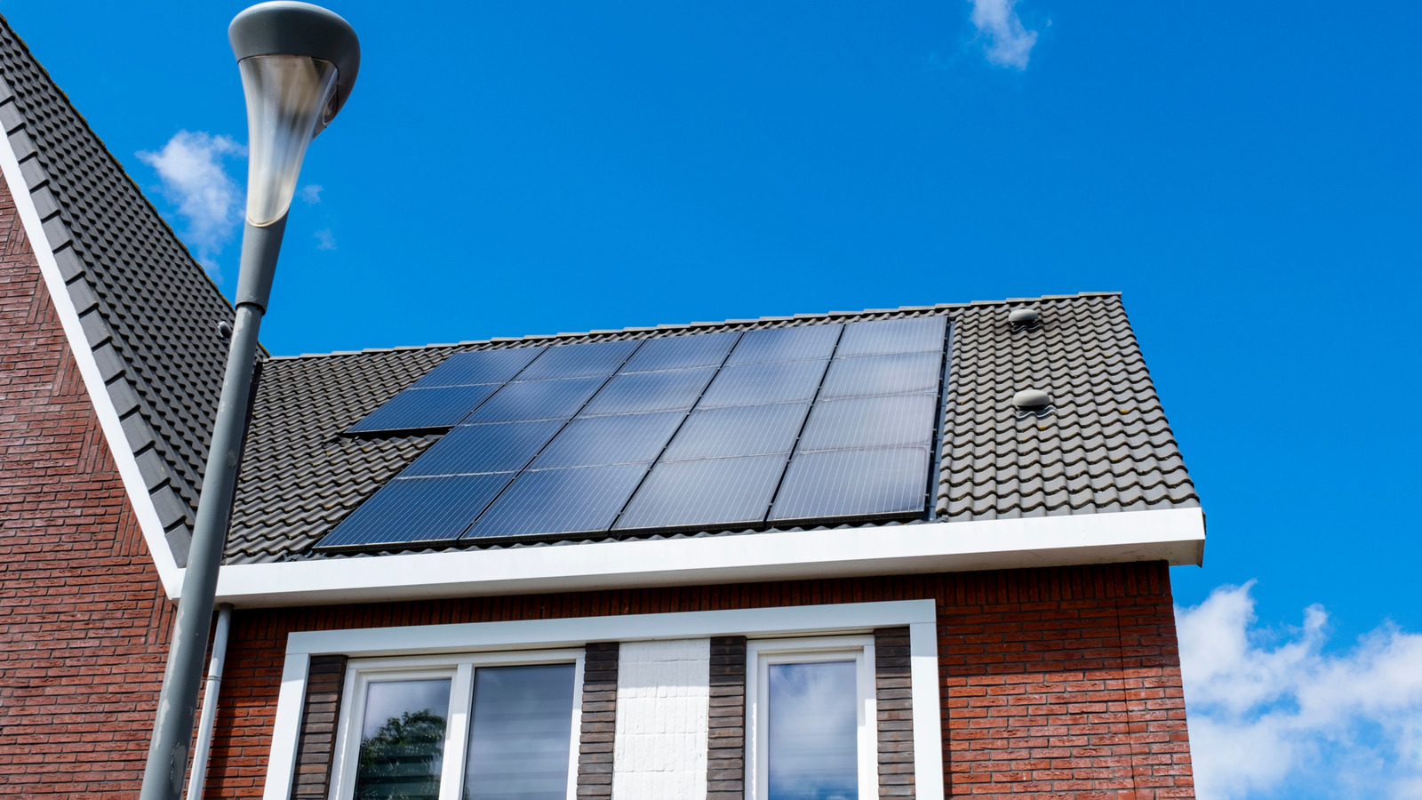 What Can You Power With A 400W Solar Panel?