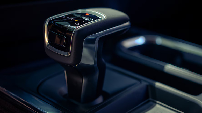 2025 Chevrolet Silverado 1500 eight-speed transmission shifter
