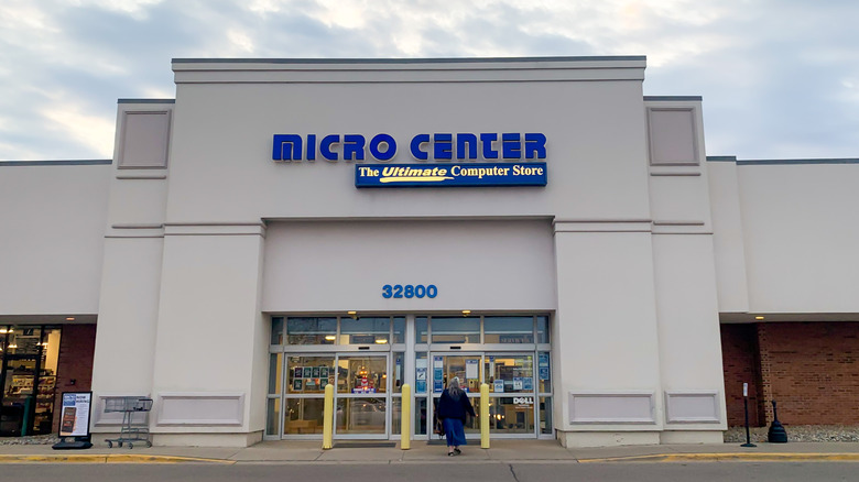 Exterior of Micro Center store