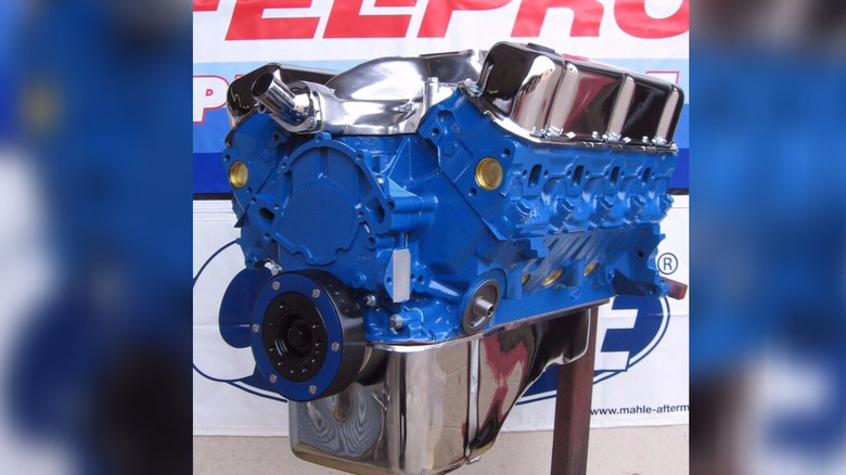 Blue Five-Star 351 Windsor crate engine on display