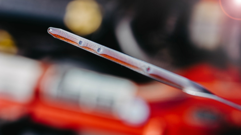 Automatic transmission dipstick indicating the ATF level