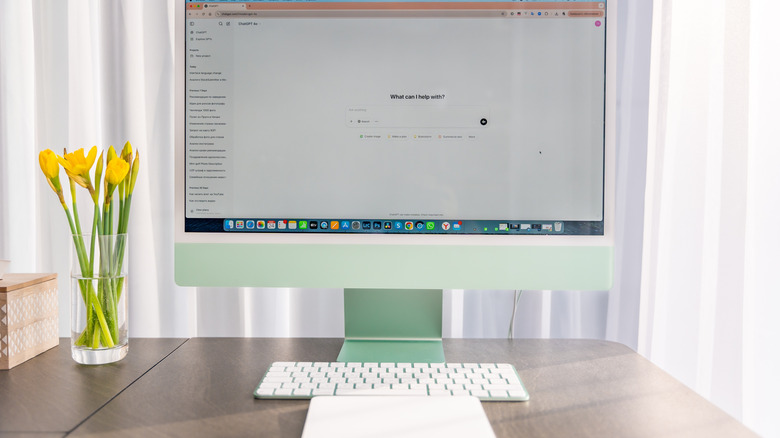 Apple iMac on desk