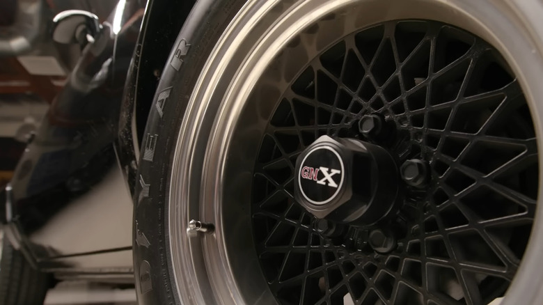 Closeup of the GNX's wheels with logo