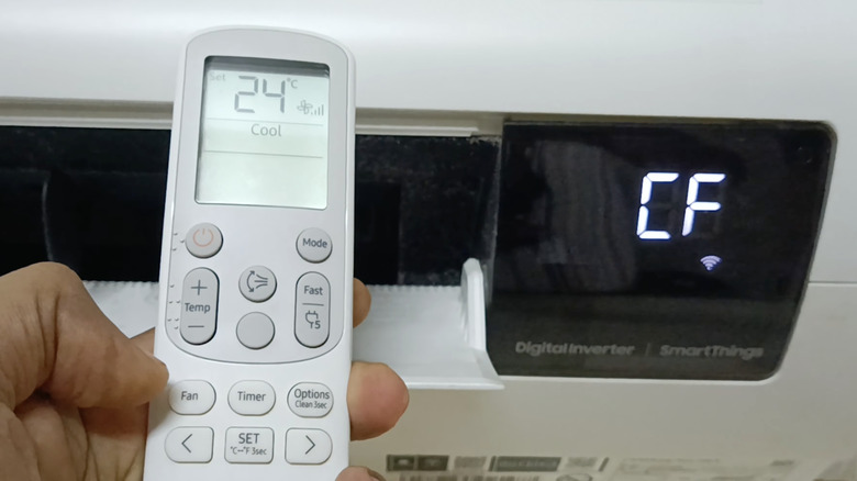 A Samsung AC with the CF code on its display