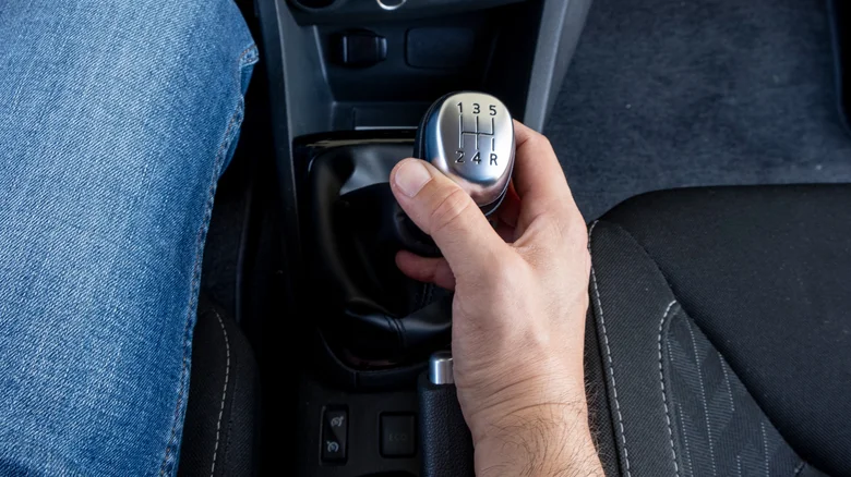 What Does 'E' Mean On A Manual Gear Shift?