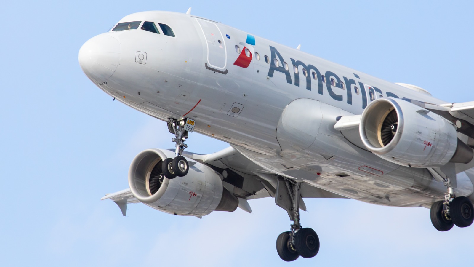 What Does It Mean When There's A Nose Wheel Shimmy On A Plane? (And Is It Still Safe To Fly?)
