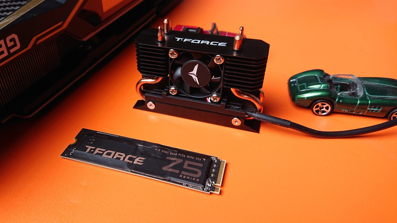 gen 5 ssd with heat sink