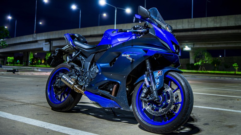 blue Yamaha R7 parked