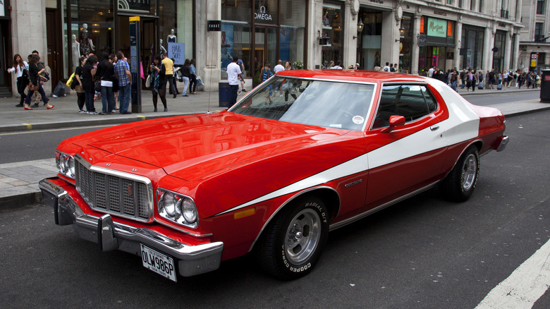 Front left view of Starsky & Hutch Ford Gran Torino parked on city street