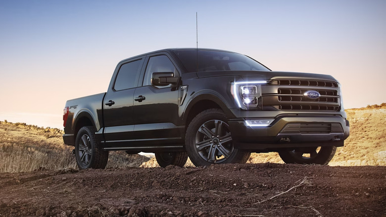 2023 Ford F-150 LARIAT Sport
