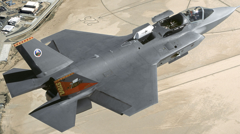 An F-35B with its LiftSystem flap open