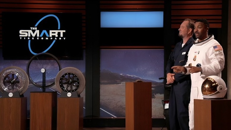 Brian Yennie and Earl Cole (in space suit) talking to investors on "Shark Tank"