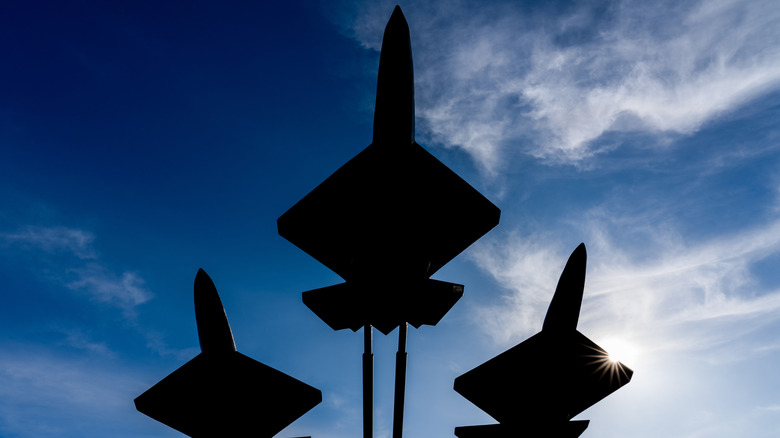 Silhouette with starburst effect on the 3 Northrop-McDonnell Douglas YF-23 sculpture