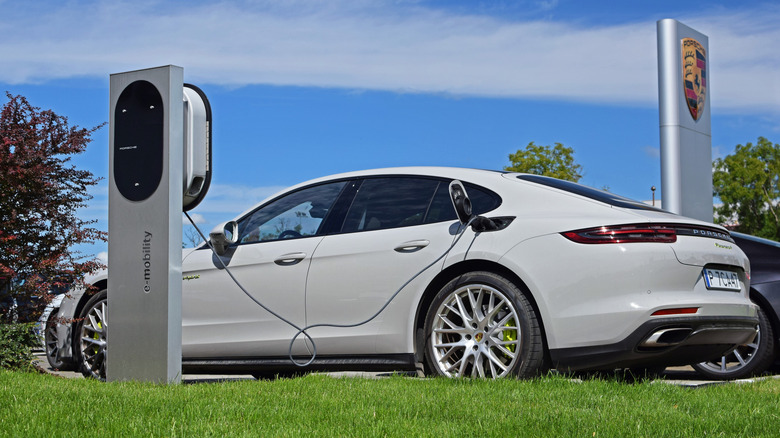 White Porsche Panamera 4 E-Hybrid charging