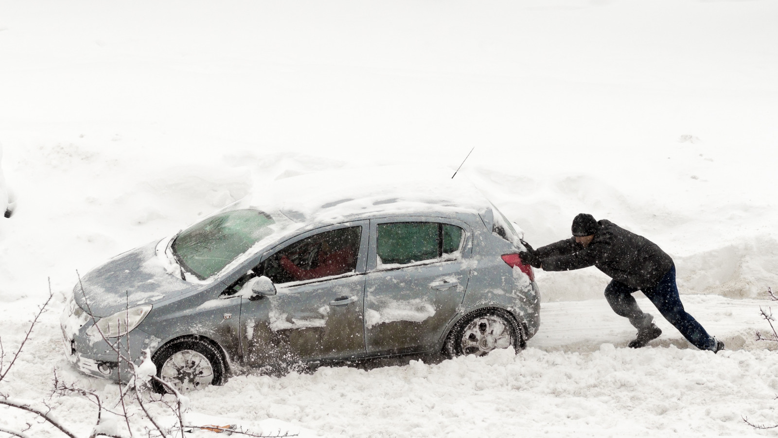 پتوی باتری خودرو چیست و آیا در این زمستان به آن نیاز دارید؟