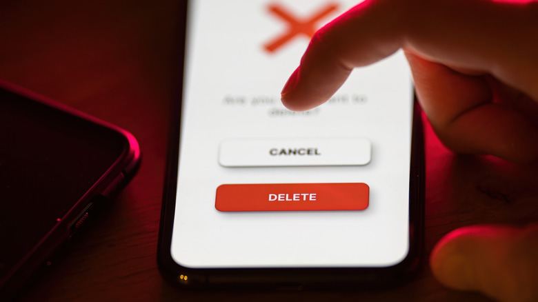 App being deleted on smart phone