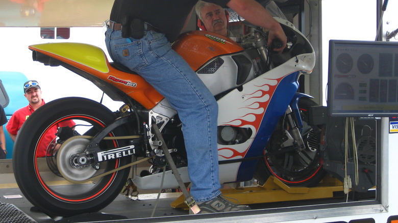A Suzuki GSX-R motorcycle on a dyno run test