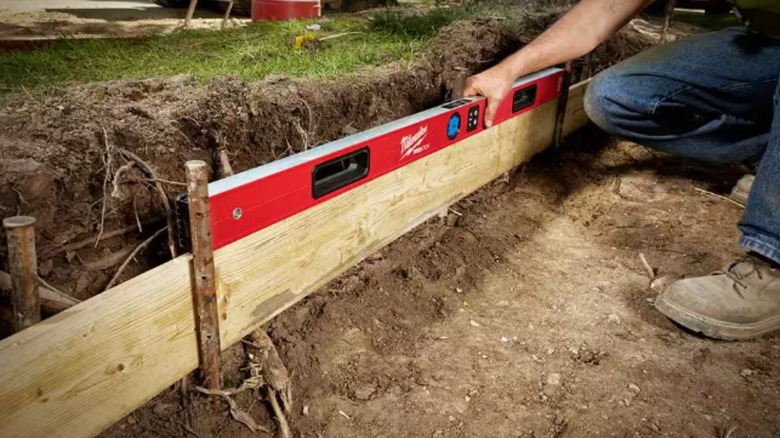 Milwaukee Tools Redstick being used on wood