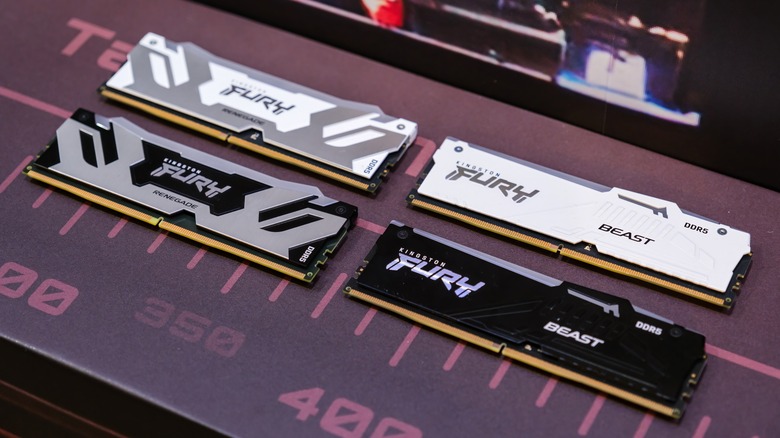 Different SSDs on a table