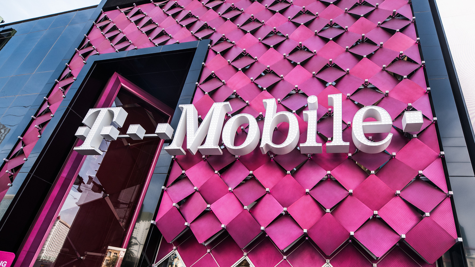 does t mobile have a 25 dollar plan