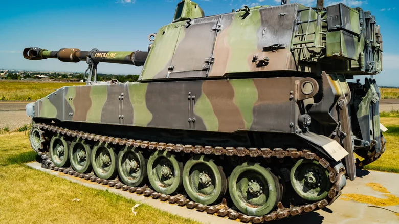 Detroit Diesel 318 ⁣engine