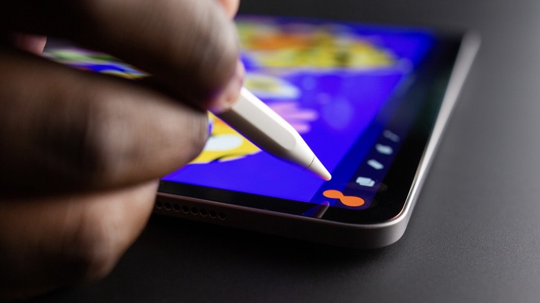 Apple Pencil Hover in action