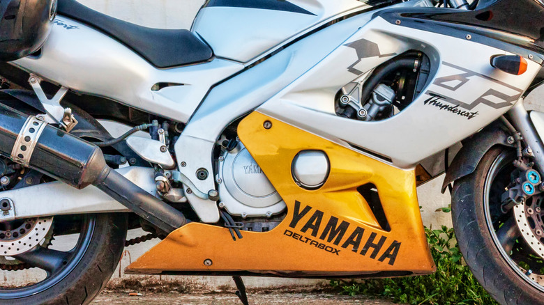 Side view of Yamaha Thundercat motorcycle