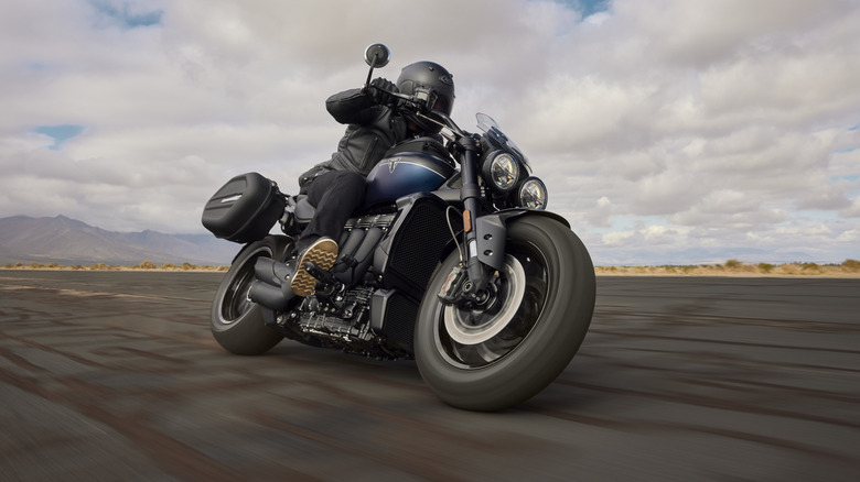 front side view of the 2025 Triumph Rocket 3 Storm GT