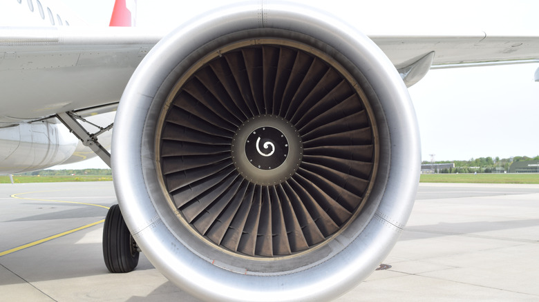 SWISS Airbus A320 CFM56 turbofan engine close up
